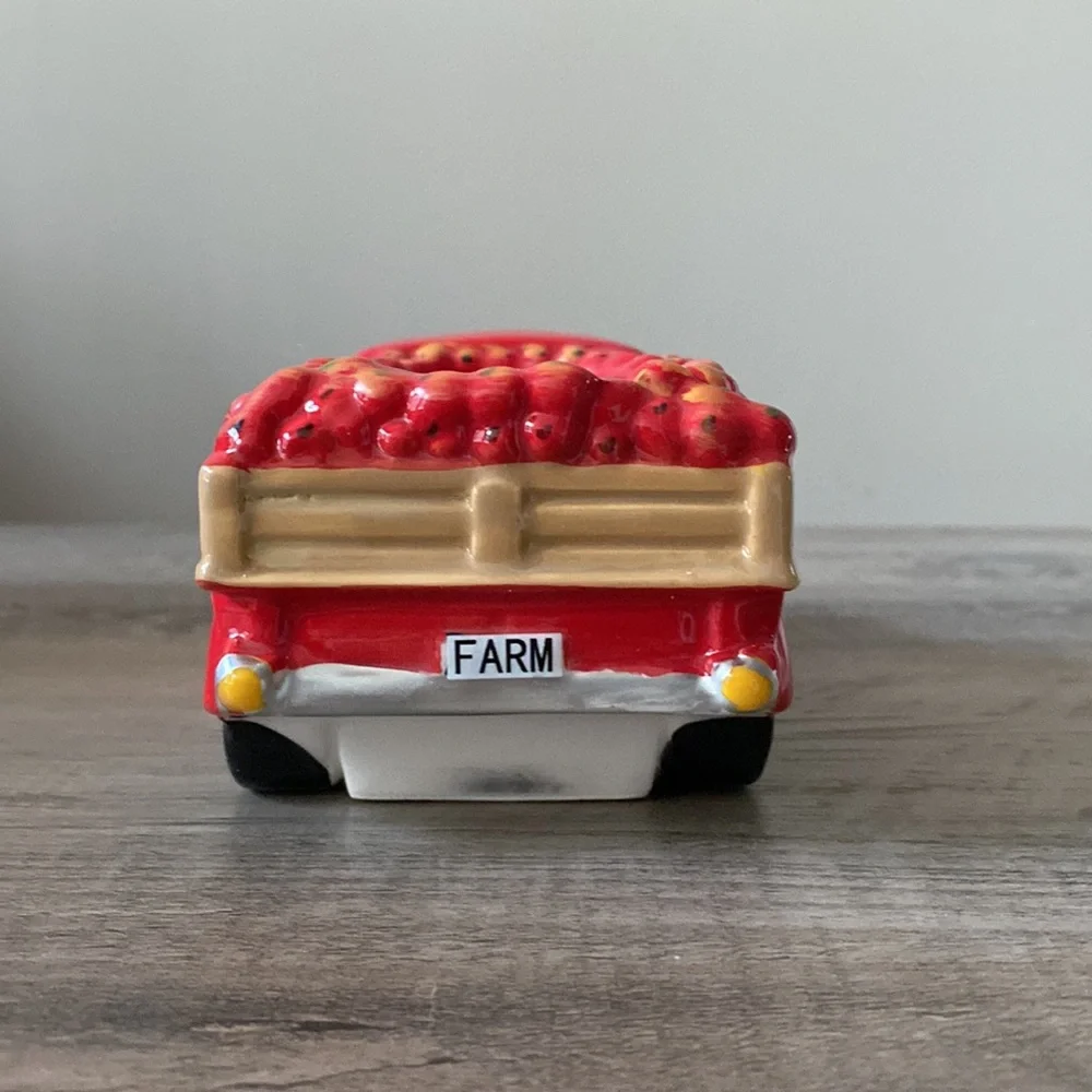 Yankee Candle Apple Truck Tea Light Candle Holder